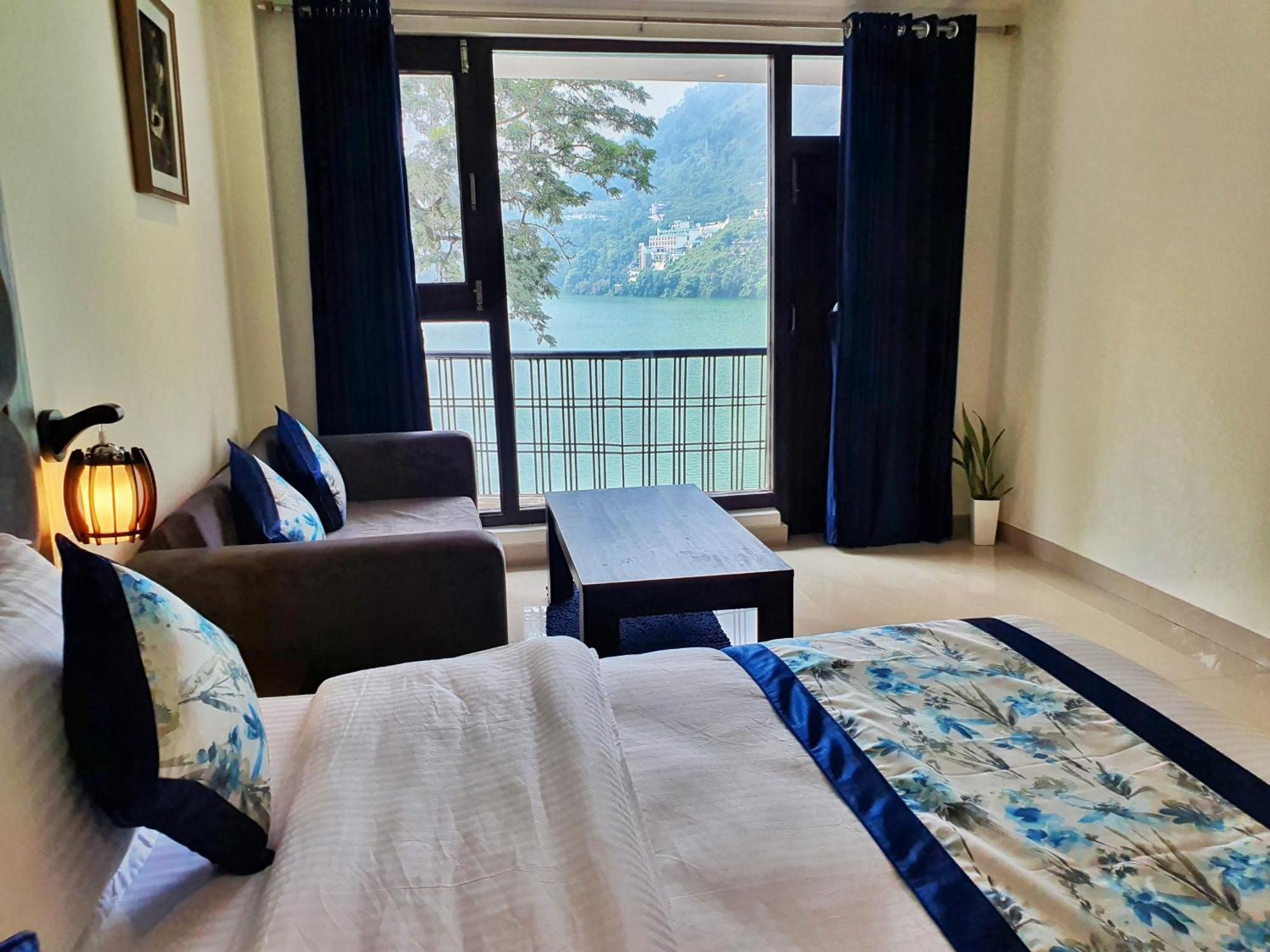 The Hill Hotel 3*